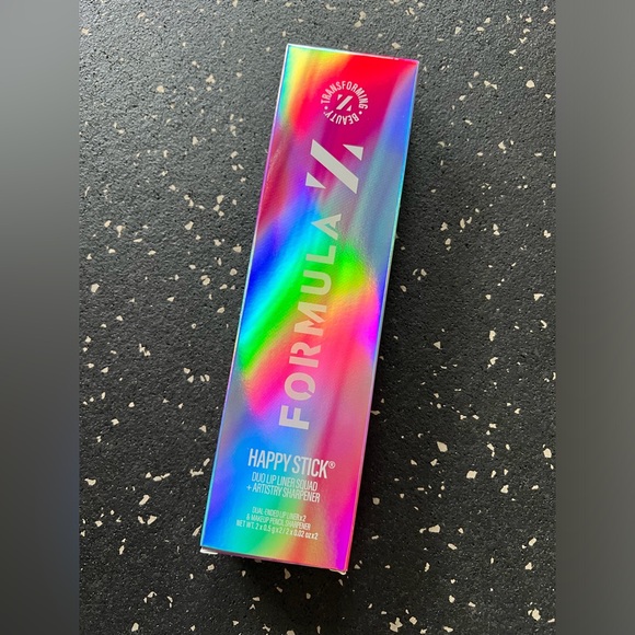 FORMULA Z COSMETICS | Happy Stick Duo Lip Liner Squad + Artistry Sharpener - Picture 4 of 6